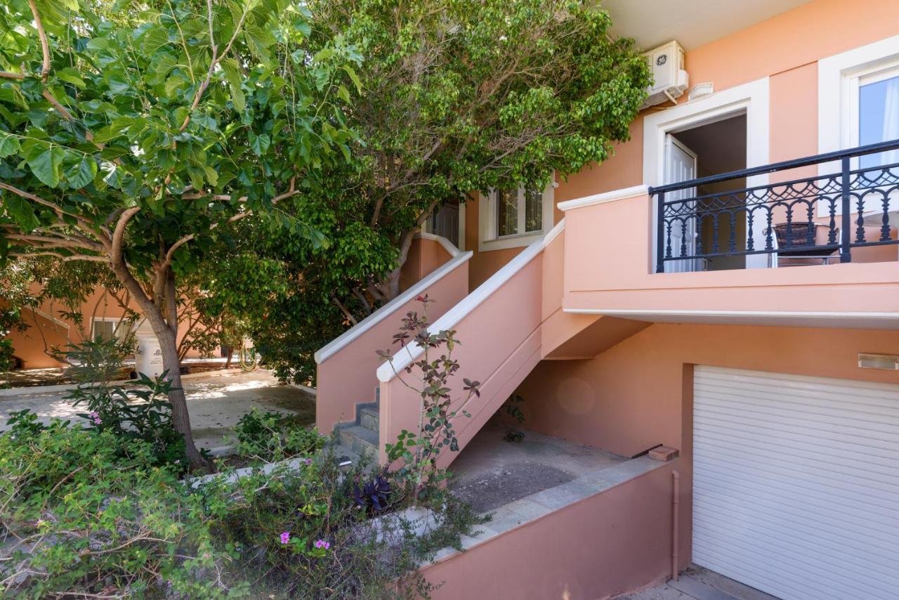 Poseidon Studios & Apartments Palaiochora Zewnętrze zdjęcie