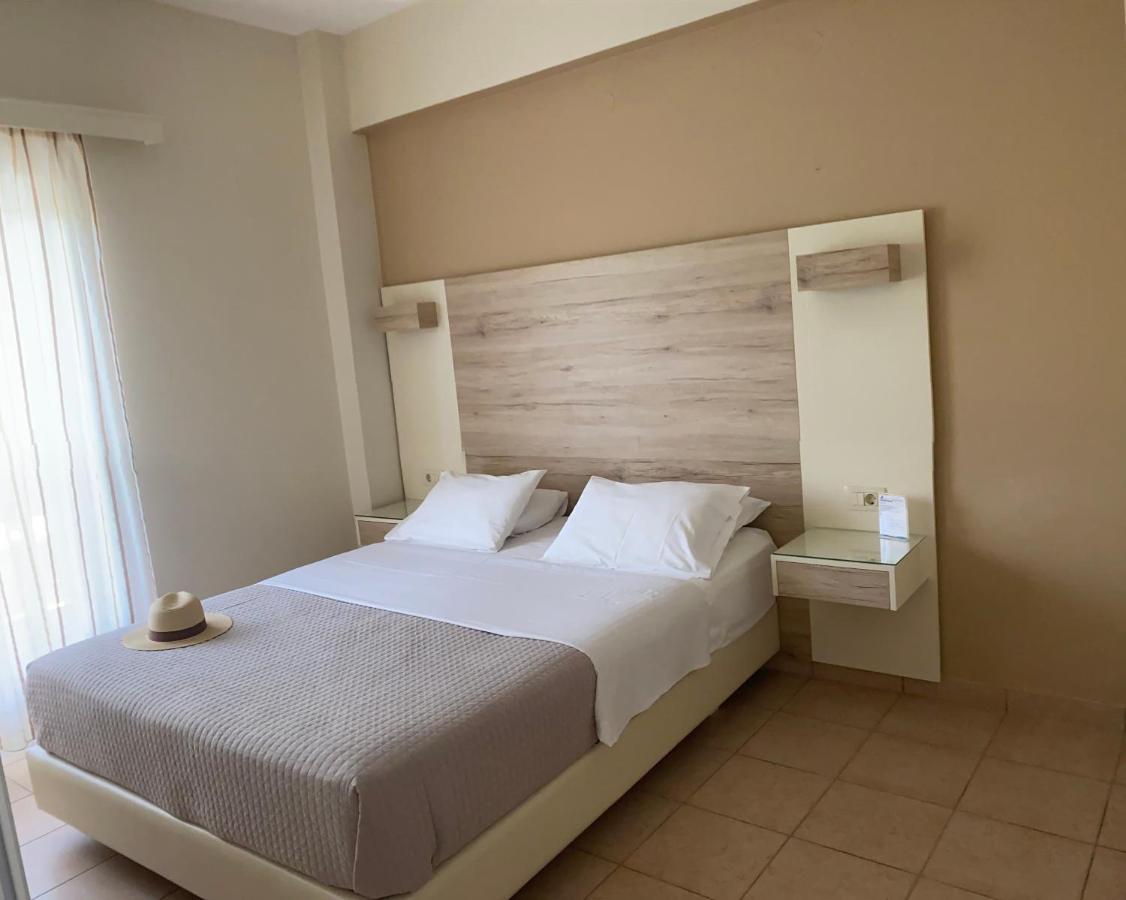 Poseidon Studios & Apartments Palaiochora Zewnętrze zdjęcie