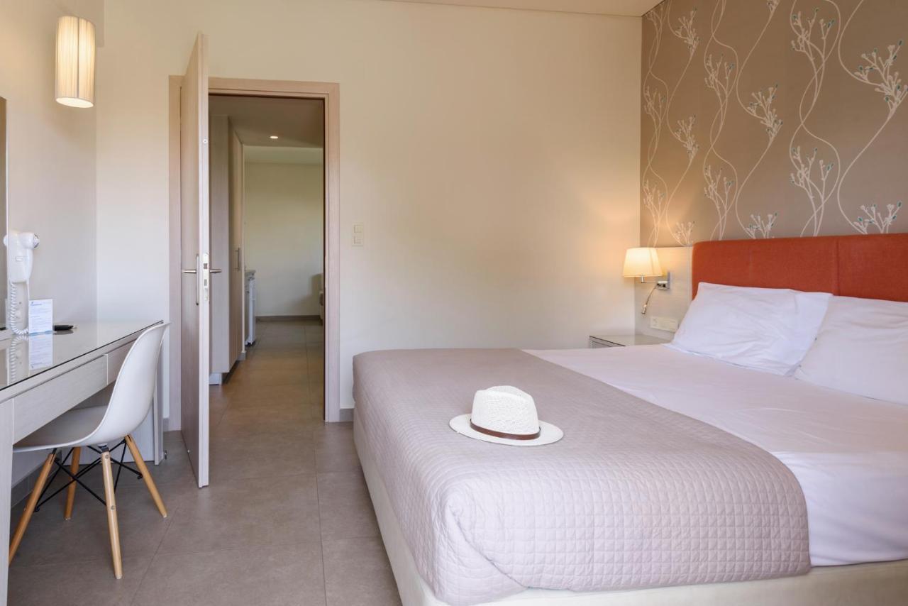 Poseidon Studios & Apartments Palaiochora Zewnętrze zdjęcie