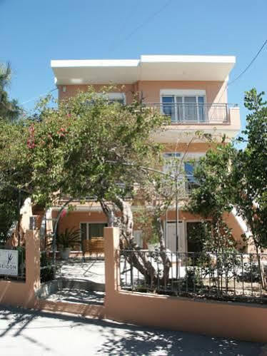 Poseidon Studios & Apartments Palaiochora Zewnętrze zdjęcie